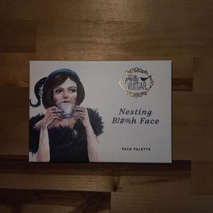 Purchased never used have too much makeup!